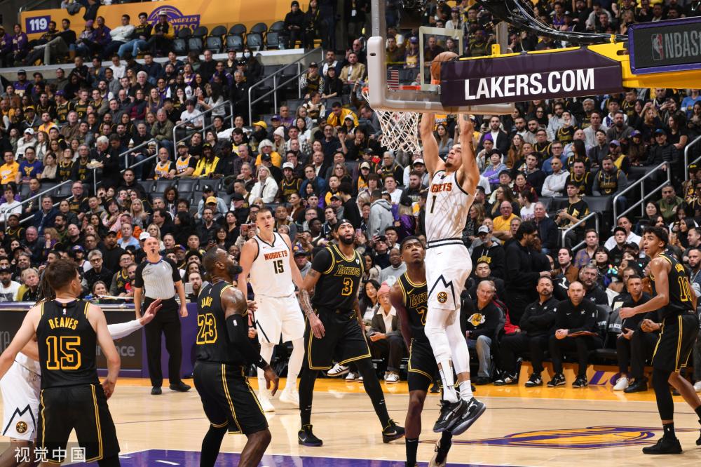 例如羽毛球 例如羽毛球